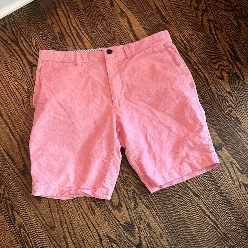 Red chambray banana republic shorts